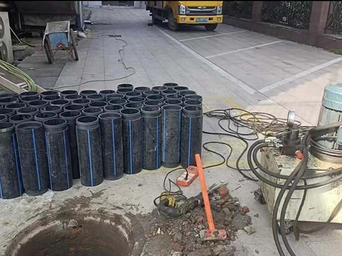 拉孜PE置换管厂家 DN315置换管 非开挖管短管置换
